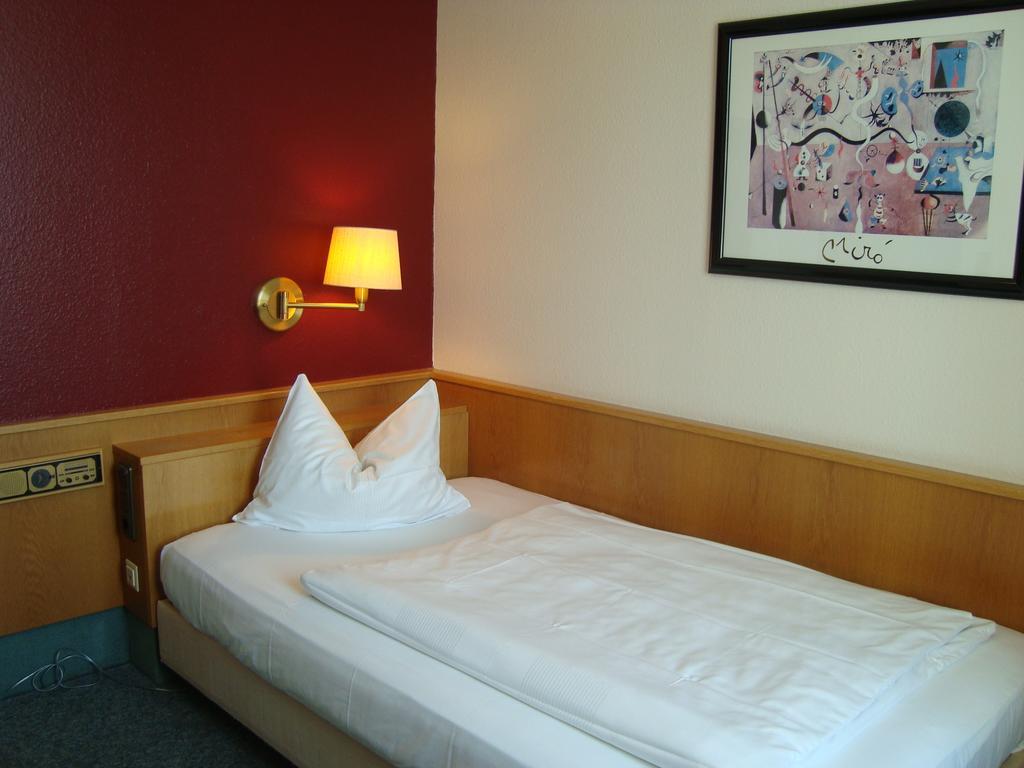 Hotel-Restaurant Handelshof Дортмунд Номер фото